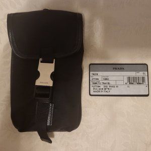 Prada black travel trick